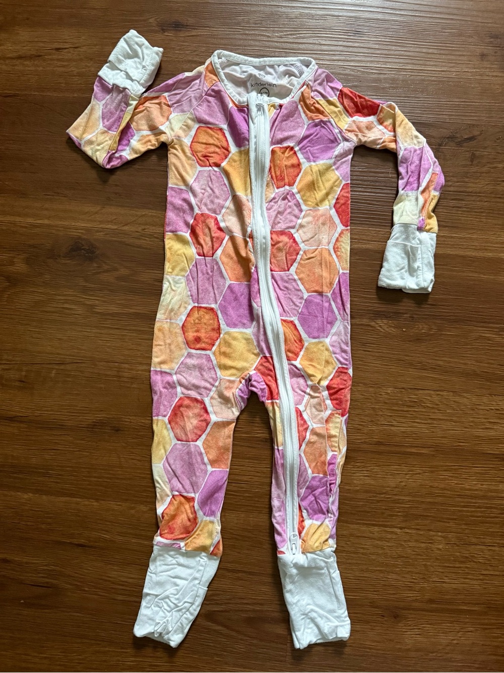 Kinderlein Bamboo Viscose Honeycomb Print Zip Front Footie